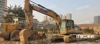 徐工XE215D挖掘機(jī)