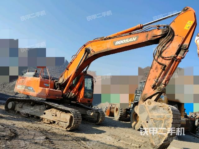 右前45(整机外观) 右前45(整机外观)