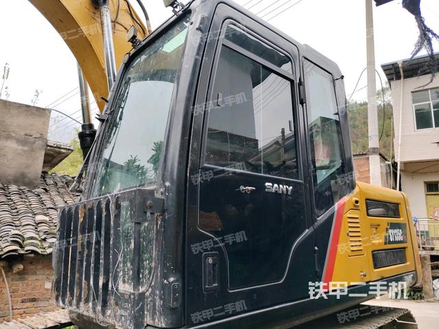 座椅后部（駕駛室部分）