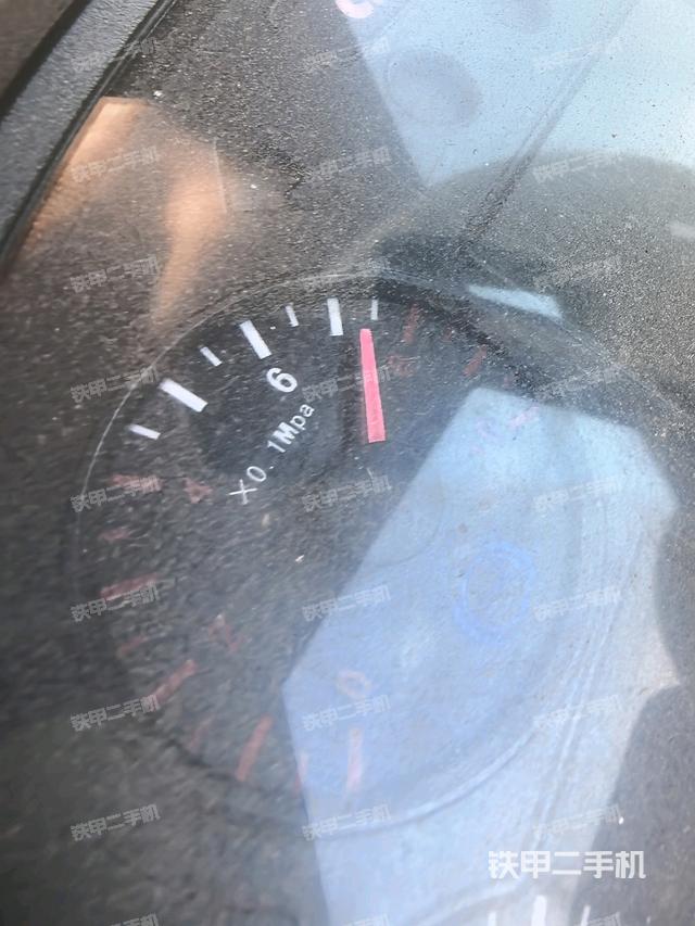 小時(shí)表（壓路機(jī)駕駛室）