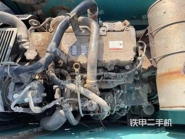 發(fā)動(dòng)機(jī)整體俯視(整機(jī)外觀) 發(fā)動(dòng)機(jī)整體俯視(整機(jī)外觀)