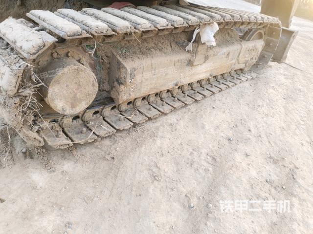 左驅(qū)動(dòng)輪（行走機(jī)構(gòu)）