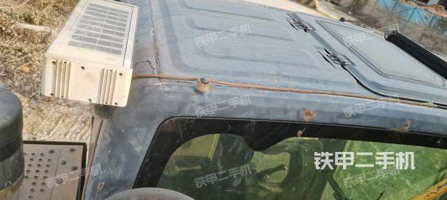 駕駛室頂部（整機(jī)外觀）