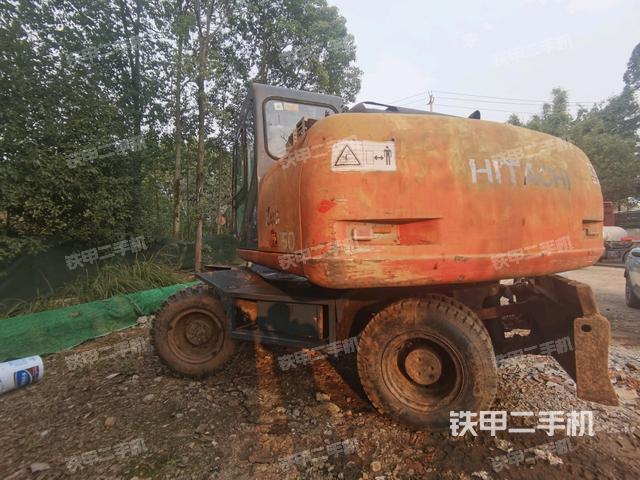 左后45(整機(jī)外觀) 左后45(整機(jī)外觀)