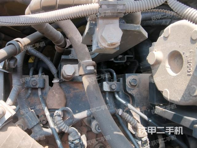 氣門室蓋螺絲特寫(上車部件) 氣門室蓋螺絲特寫(上車部件)