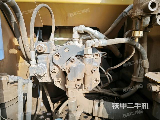 液壓泵室（大件艙室）