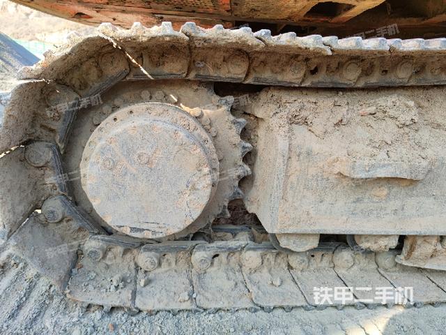 右驱动轮(行走机构) 右驱动轮(行走机构)