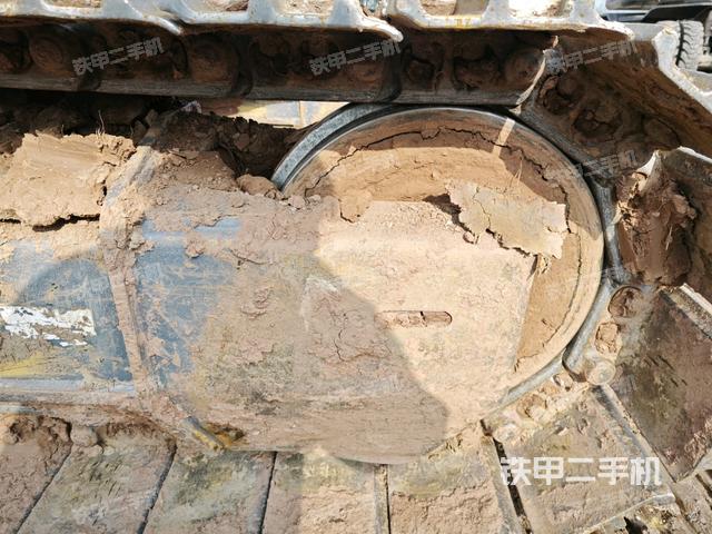 左導(dǎo)向輪（行走機(jī)構(gòu)）