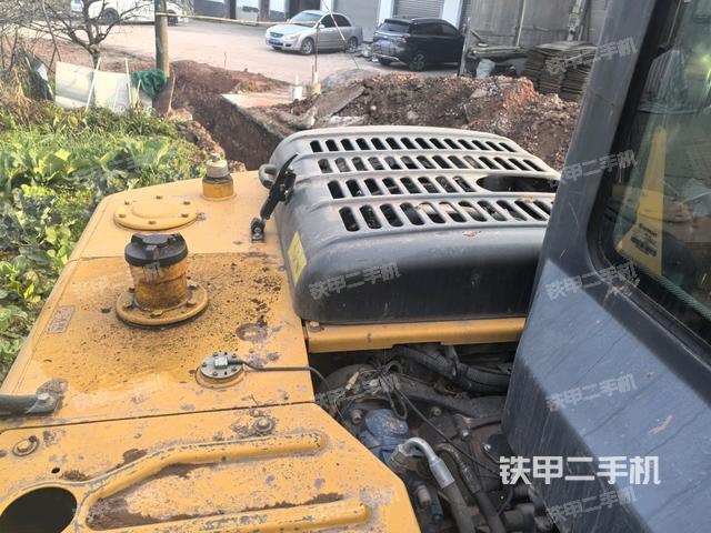 回轉(zhuǎn)馬達(dá)（上車部件）