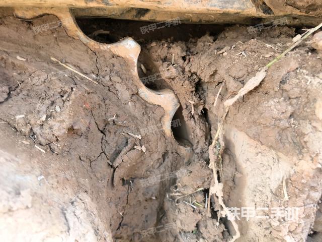 左側(cè)履帶整體?（行走機構(gòu)）