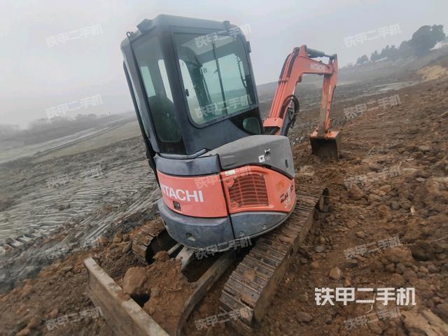 右后45(整機外觀) 右后45(整機外觀)