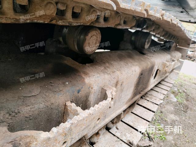 左導(dǎo)向輪（行走機(jī)構(gòu)）