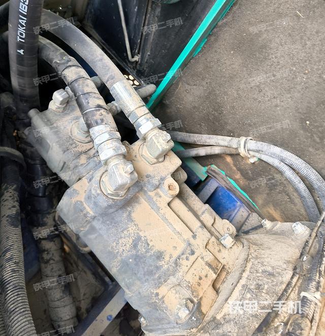 液壓泵室（大件艙室）