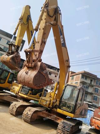 卡特彼勒320D進(jìn)口挖掘機(jī)