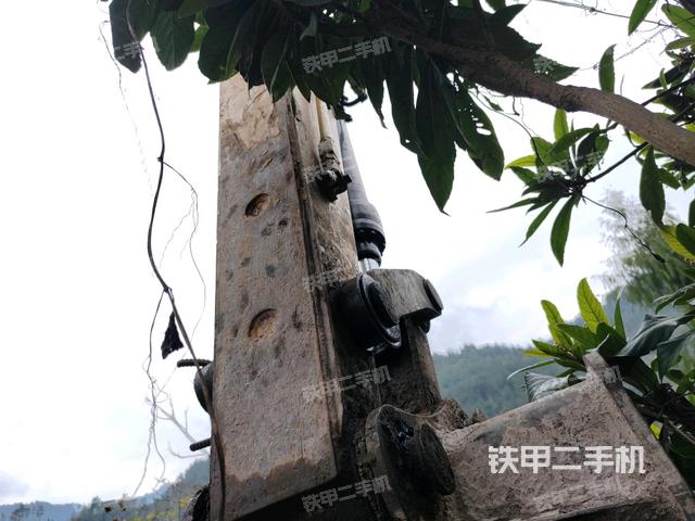 小臂整體左后（工作和回轉(zhuǎn)裝置）