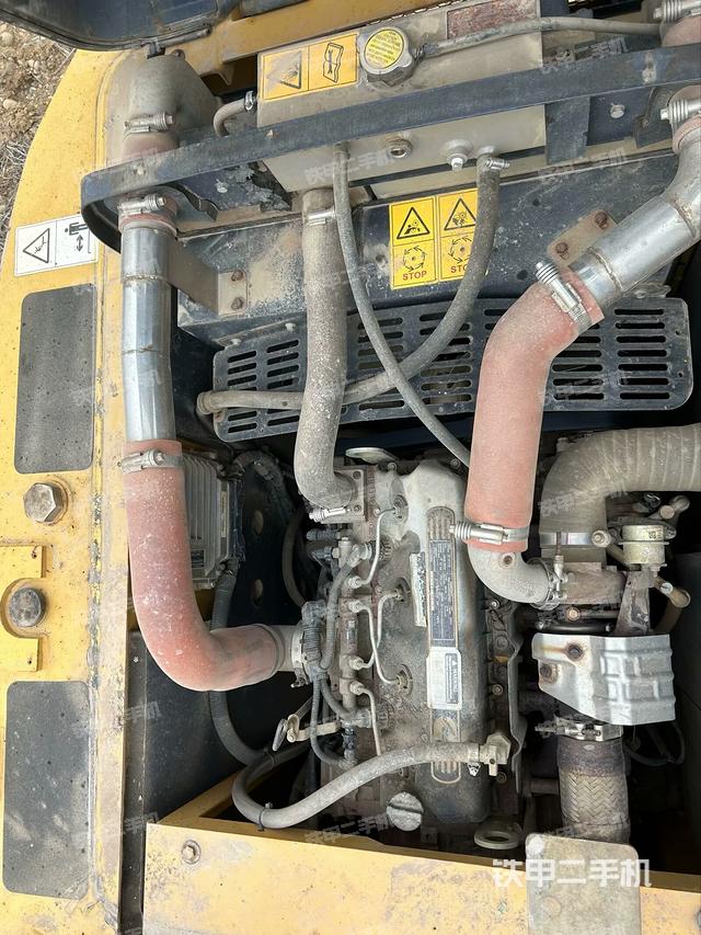 發(fā)動機(jī)整體俯視(整機(jī)外觀) 發(fā)動機(jī)整體俯視(整機(jī)外觀)