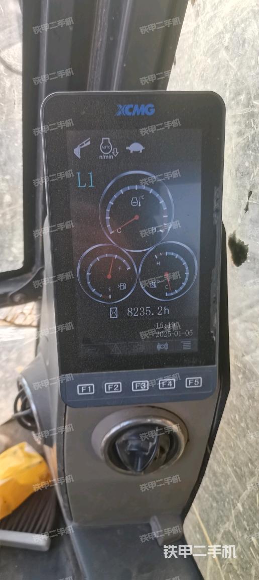 駕駛室整體（整機(jī)外觀）