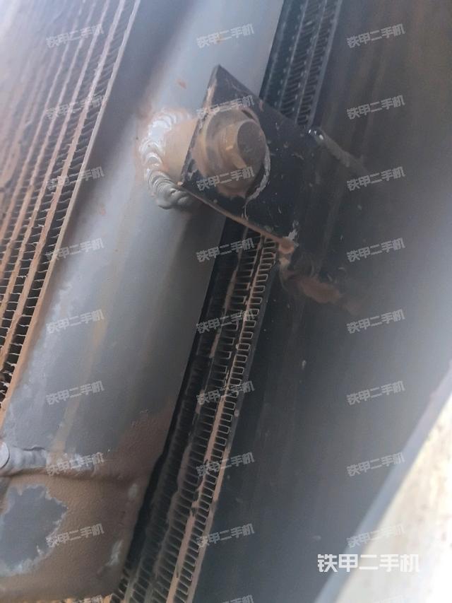 風(fēng)扇及皮帶（壓路機(jī)發(fā)動(dòng)機(jī)艙）