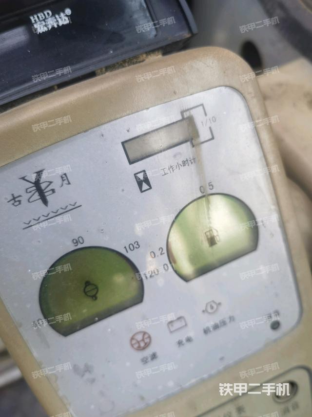 小時(shí)表(駕駛室部分) 小時(shí)表(駕駛室部分)
