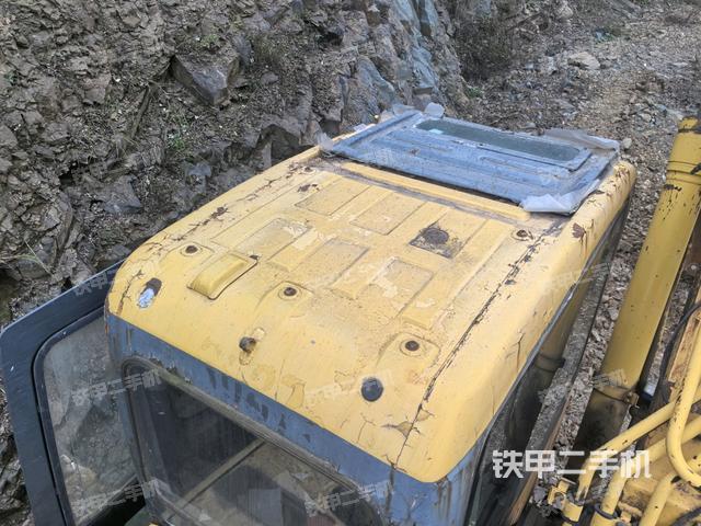 駕駛室頂部俯視（上車部件）