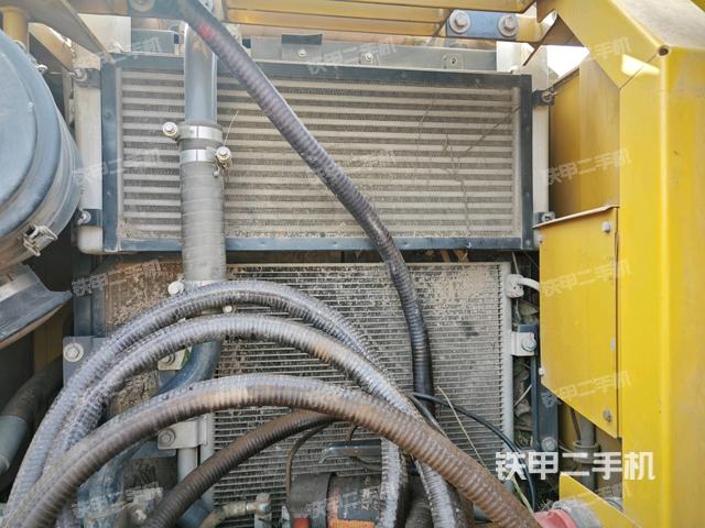 散熱器正面（大件艙室）