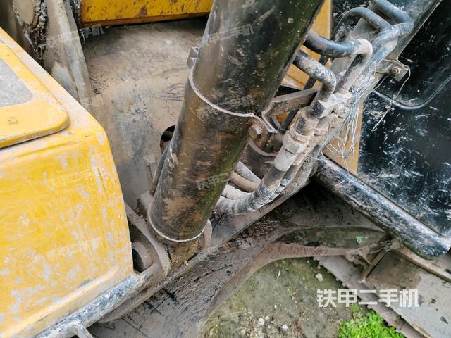 小臂整體右前（工作和回轉(zhuǎn)裝置）