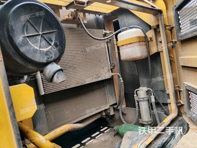 散熱器正面（大件艙室）