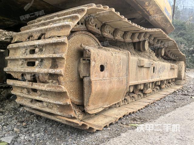 左側(cè)履帶整體?（行走機構(gòu)）