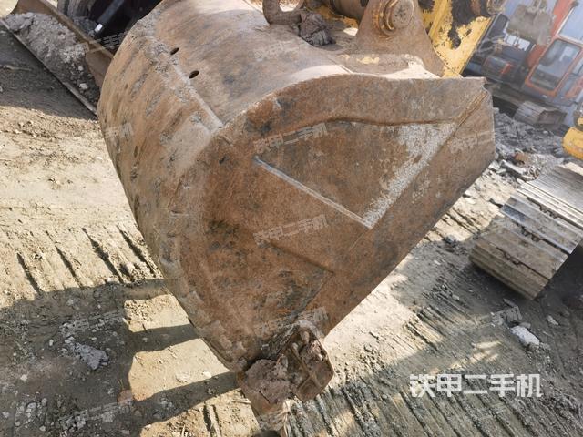 鏟斗45度(工作和回轉(zhuǎn)裝置) 鏟斗45度(工作和回轉(zhuǎn)裝置)