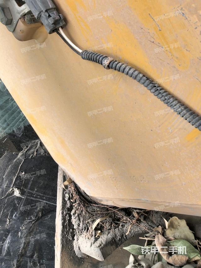 鏟斗右后整體（工作和回轉(zhuǎn)裝置）