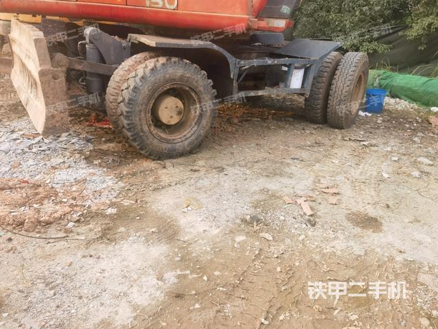 左側(cè)履帶整體?(行走機(jī)構(gòu)) 左側(cè)履帶整體?(行走機(jī)構(gòu))