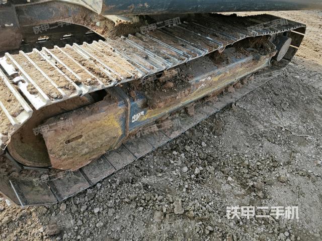 右側(cè)履帶整體（行走機(jī)構(gòu)）