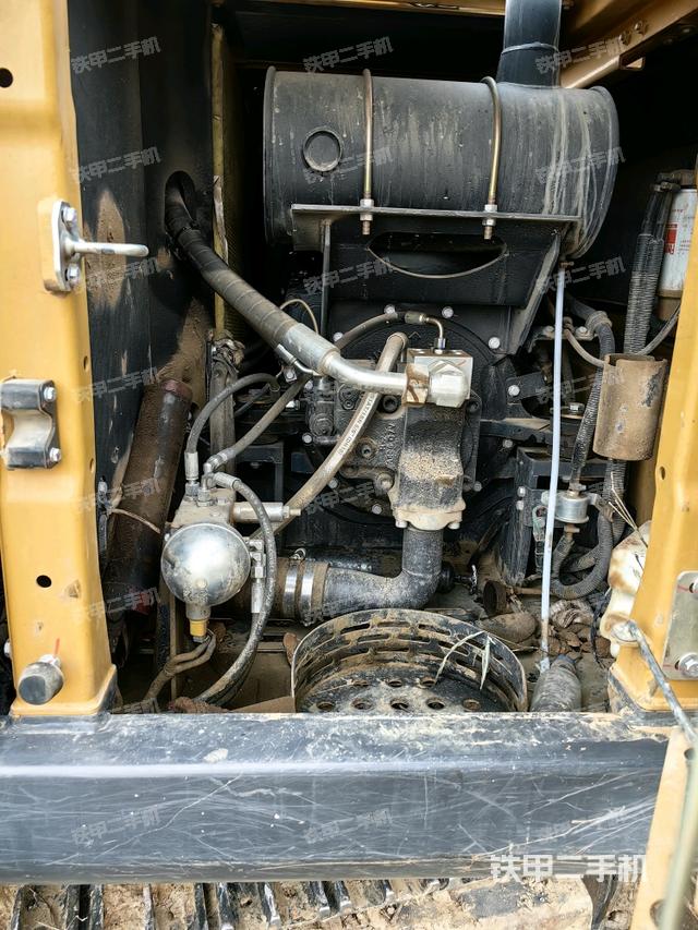 液壓泵室（大件艙室）