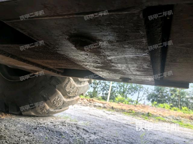 橋\驅(qū)動(dòng)（壓路機(jī)前后車架）