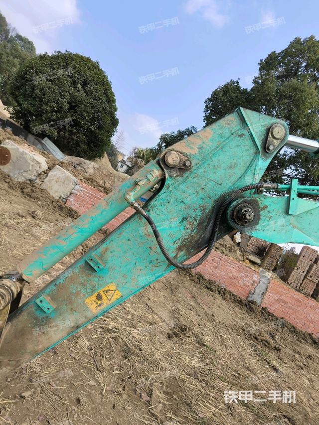 大臂根部?斜視（工作和回轉(zhuǎn)裝置）