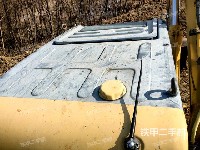 駕駛室頂部俯視（上車部件）