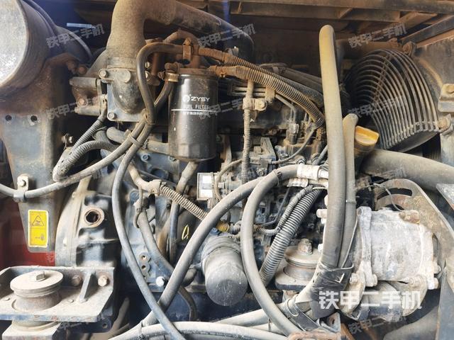 回轉(zhuǎn)馬達(dá)（上車部件）