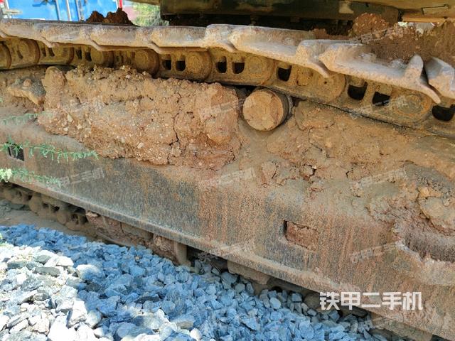 左導(dǎo)向輪（行走機(jī)構(gòu)）