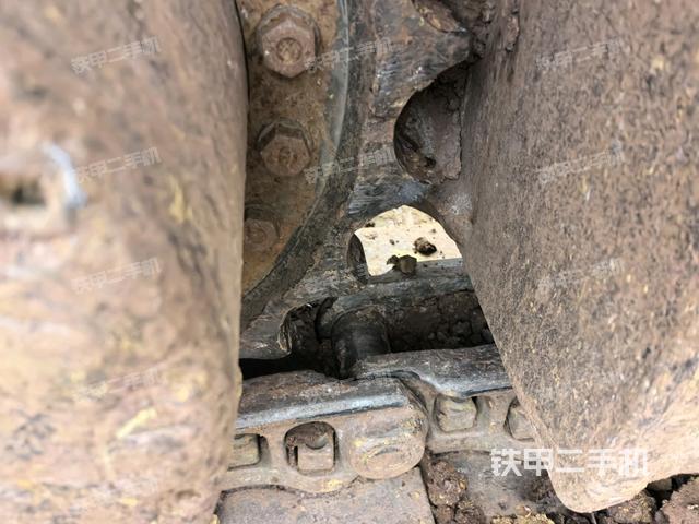 右側行走馬達蓋板（行走機構）