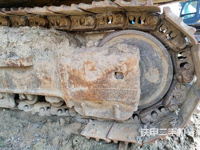 右側行走馬達蓋板（行走機構）