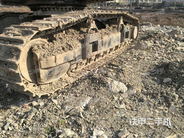 左側(cè)履帶整體?(行走機構(gòu)) 左側(cè)履帶整體?(行走機構(gòu))