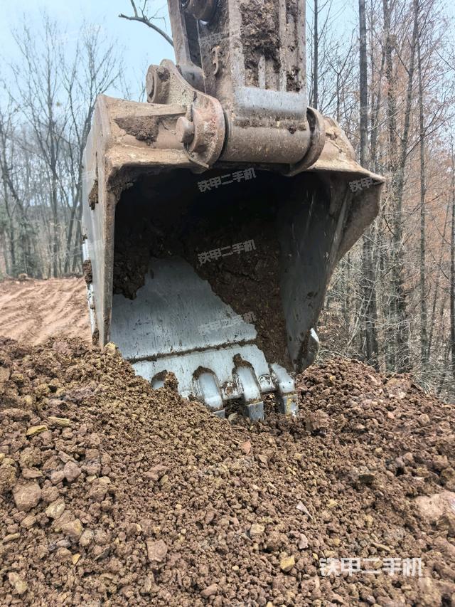 鏟斗右后整體（工作和回轉裝置）