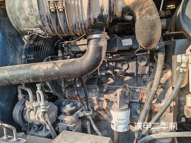 發(fā)動機整體俯視（整機外觀）