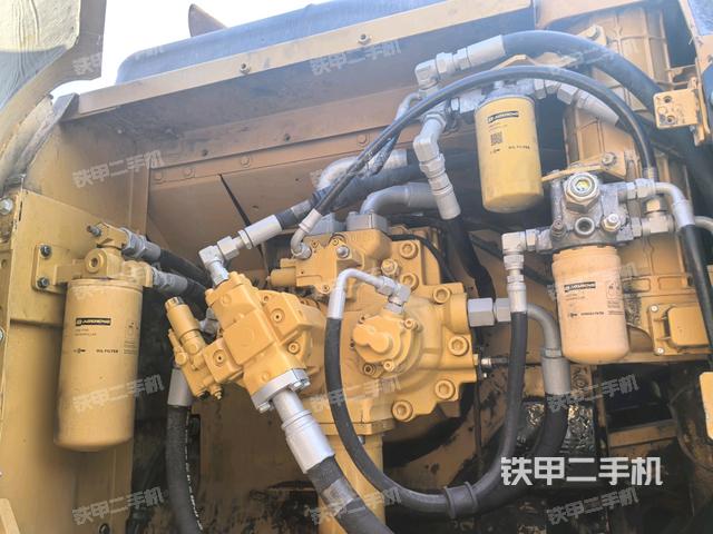 液壓泵室(大件艙室) 液壓泵室(大件艙室)