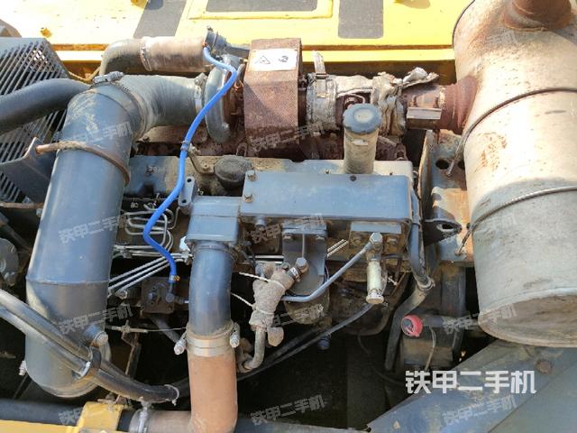 氣門室蓋螺絲特寫（上車部件）