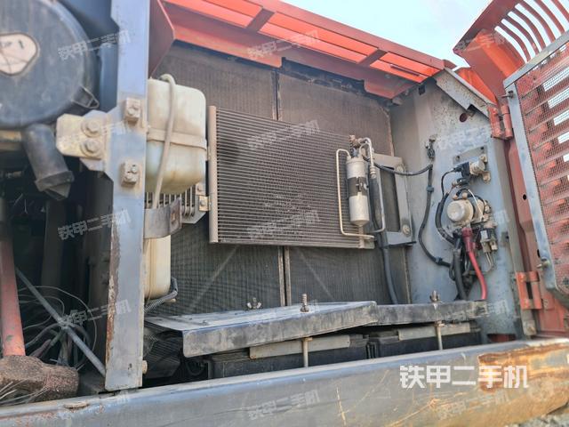 散熱器正面（大件艙室）