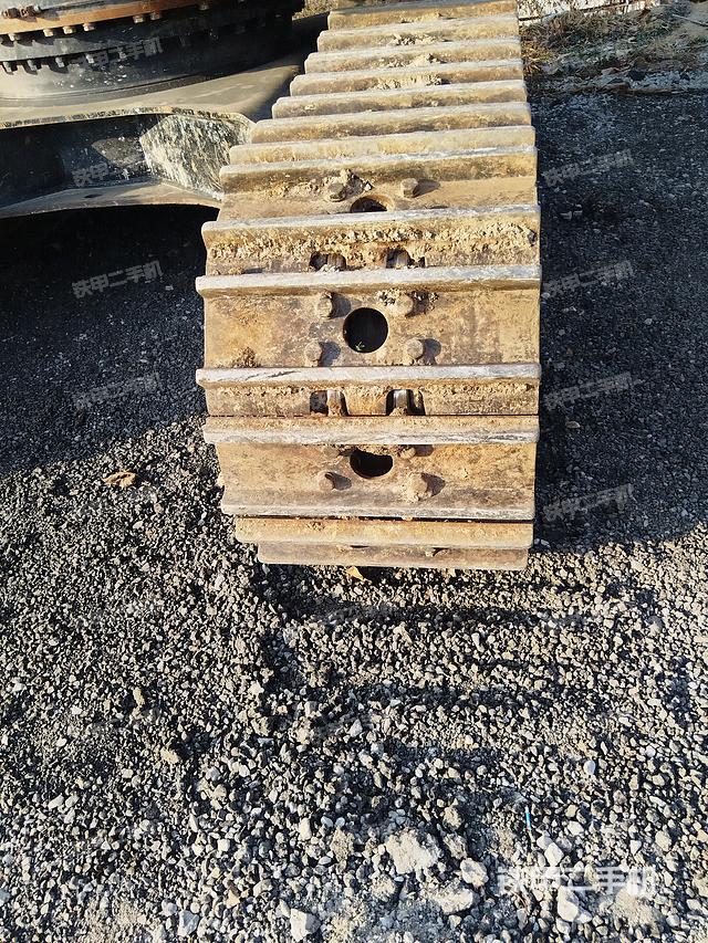 单侧履带整体（整机外观）