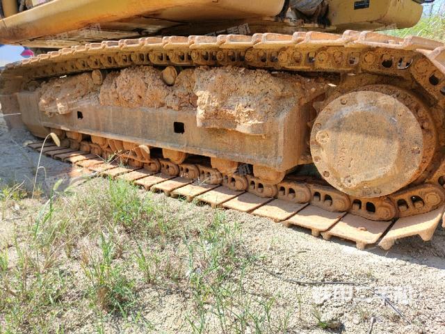 左側(cè)履帶整體?（行走機(jī)構(gòu)）