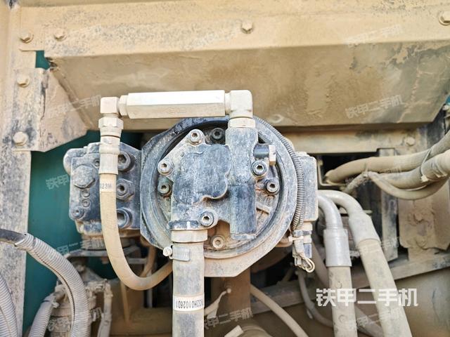 液壓泵室(大件艙室) 液壓泵室(大件艙室)