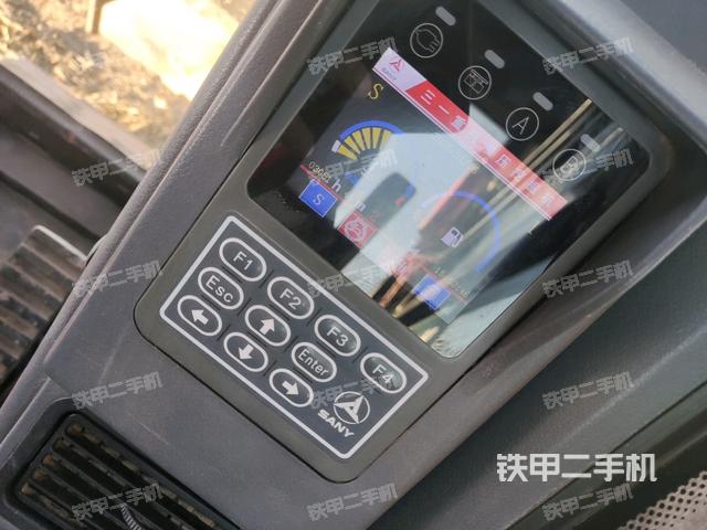 顯示屏?(駕駛室部分) 顯示屏?(駕駛室部分)